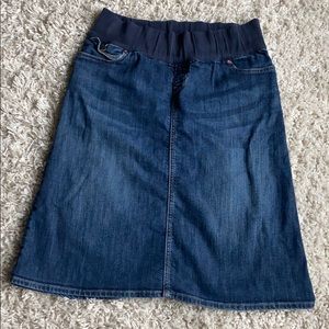 Gap maternity denim skirt!